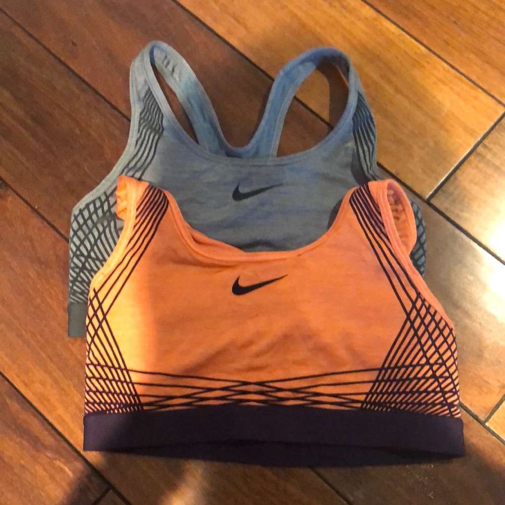 2 Nike sports bras